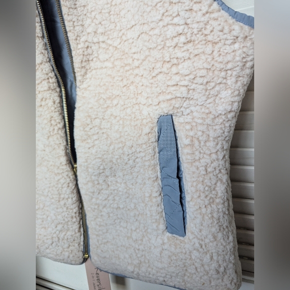 Reversible Sherpa Vest - Baby Blue Light Blush size M/S - Picture 11 of 12